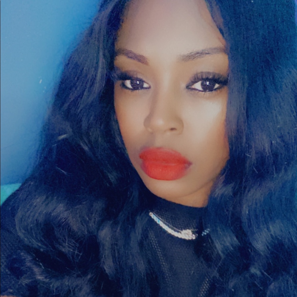 Meet your Posher, Blochette